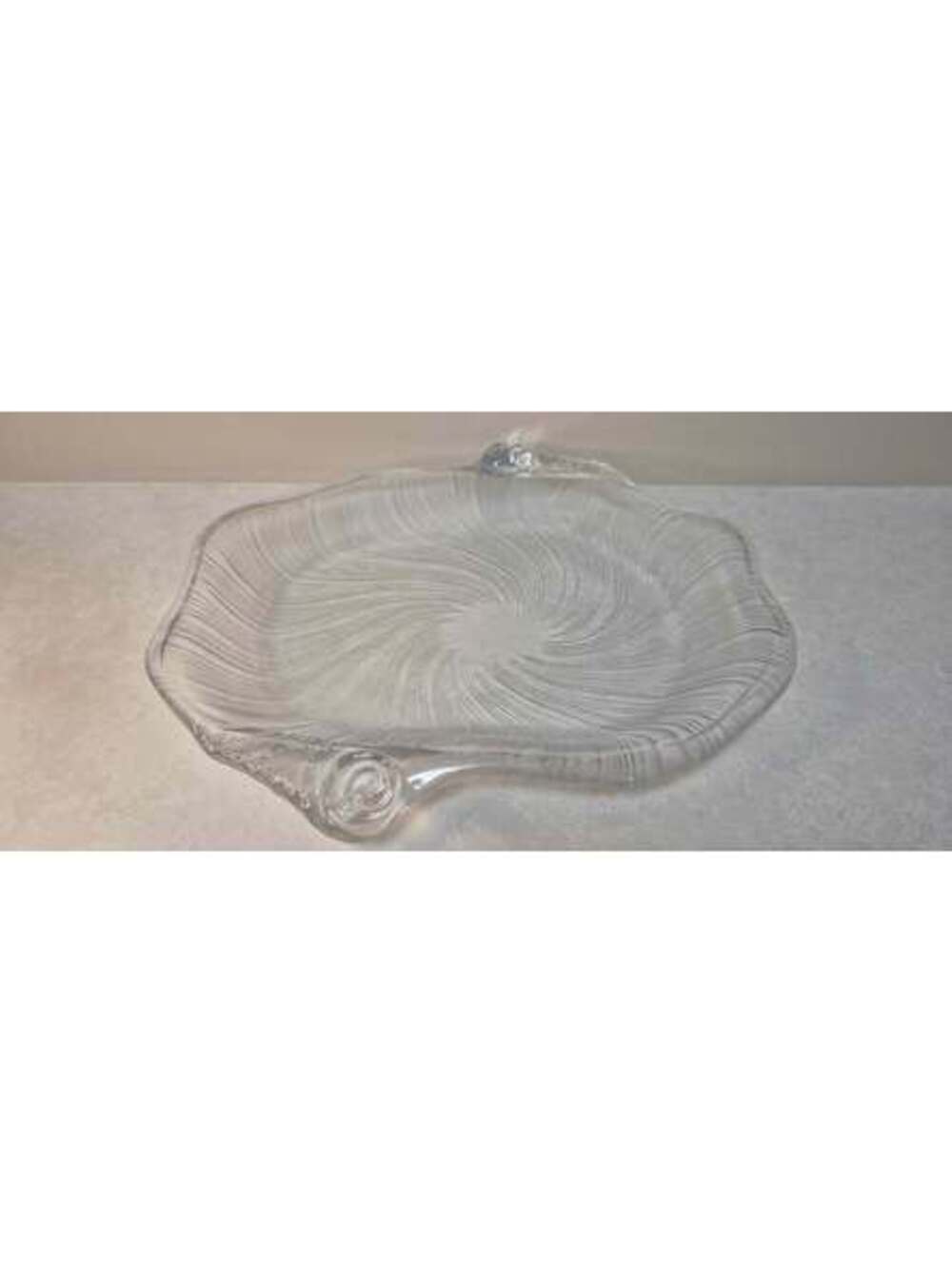 Studio Nova Swirl Glass Serving Plates – Set of 2